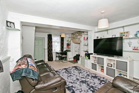 38 Bellevue, Redruth, TR15 1LE