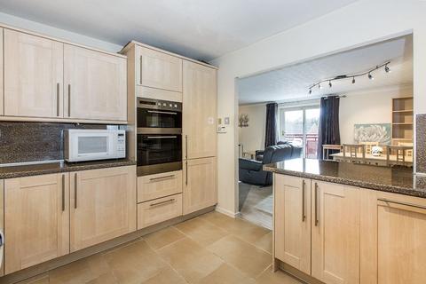 2 bedroom apartment to rent, Victoria Mansions Navigation Way, Preston PR2