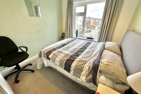 2 bedroom semi-detached house for sale, Linden Road, North Yorkshire YO12