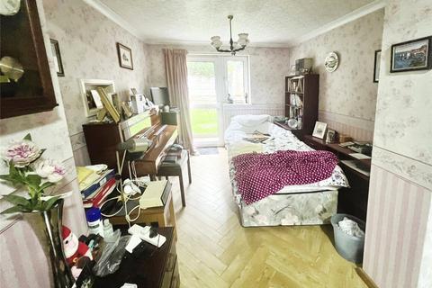 3 bedroom detached house for sale, Muirfield Crescent, Oldbury B69