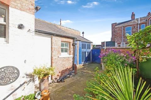 2 bedroom terraced house for sale, Lastingham Terrace, North Yorkshire YO10