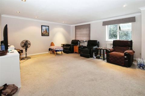 2 bedroom flat for sale, St. Edmunds Road, Hampshire SO16