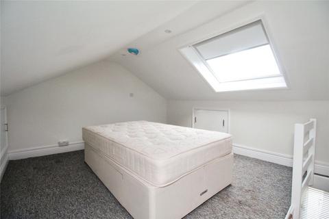 3 bedroom house to rent, Shearer Road, Hampshire PO1