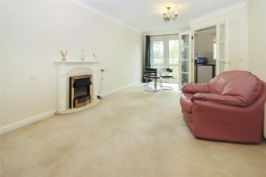 Chase Court, Whickham NE16 1 bed flat for sale £95,000