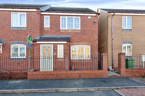 3 bedroom end of terrace house to rent, Riven Road, Telford TF1