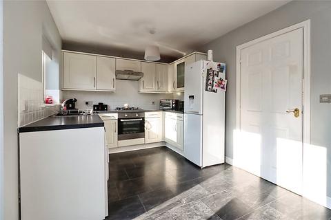 3 bedroom end of terrace house to rent, Riven Road, Telford TF1