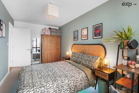 Flat 404, Maestro Apartments, 55 Violet Road, London, E3 3FW