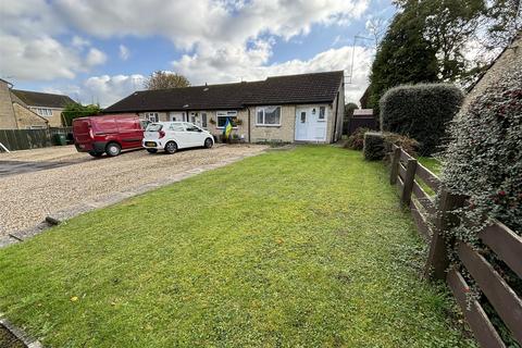 1 bedroom bungalow for sale, Awdry Close, Chippenham SN14