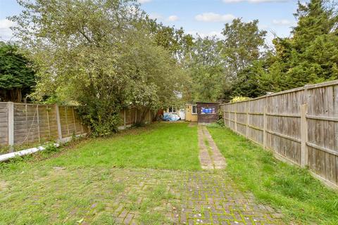 5 bedroom semi-detached house for sale, Burnway, Hornchurch, Essex