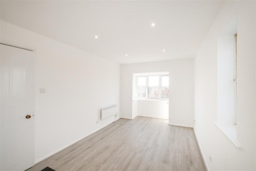 52 Thurlow close-4.jpg