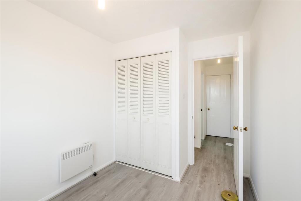 52 Thurlow close-10.jpg