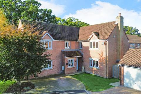 4 bedroom detached house for sale, Glaramara Drive, Carlisle CA2