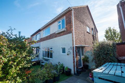 4 bedroom semi-detached house for sale, Laurel Grove, Tunstall, Sunderland