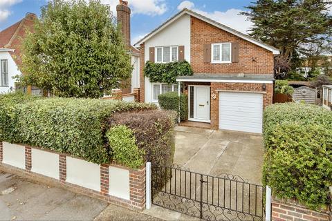 3 bedroom detached house for sale, Queens Avenue, Birchington, Kent