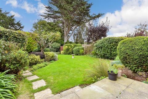 3 bedroom detached house for sale, Queens Avenue, Birchington, Kent