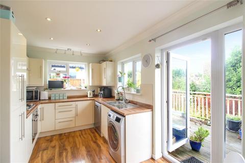 2 bedroom bungalow for sale, Moor Park Gardens, Leigh-on-Sea, Essex, SS9