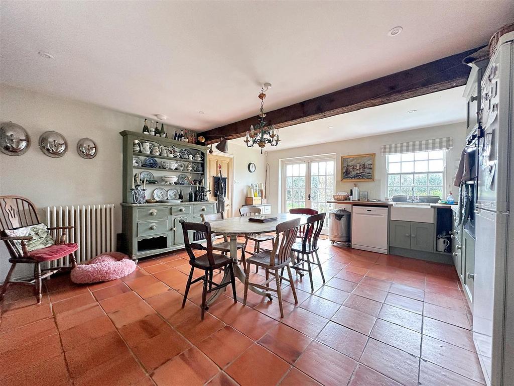 Kitchen/Breakfast Room