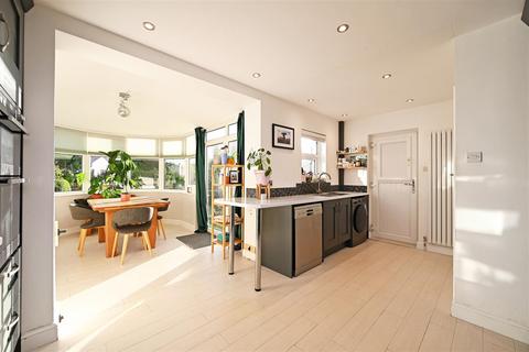 17 Cockshutt Road, Sheffield, S8 7DX
