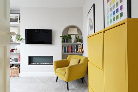 17 Cockshutt Road, Sheffield, S8 7DX