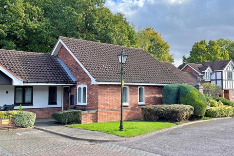 7 Checkley Croft, Sutton Coldfield, B76 1GE