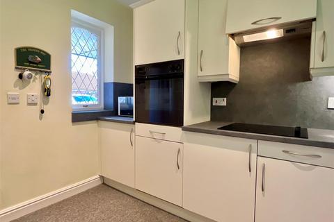 7 Checkley Croft, Sutton Coldfield, B76 1GE