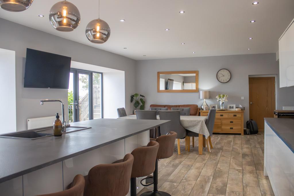 Kitchen / Breakfast Room.