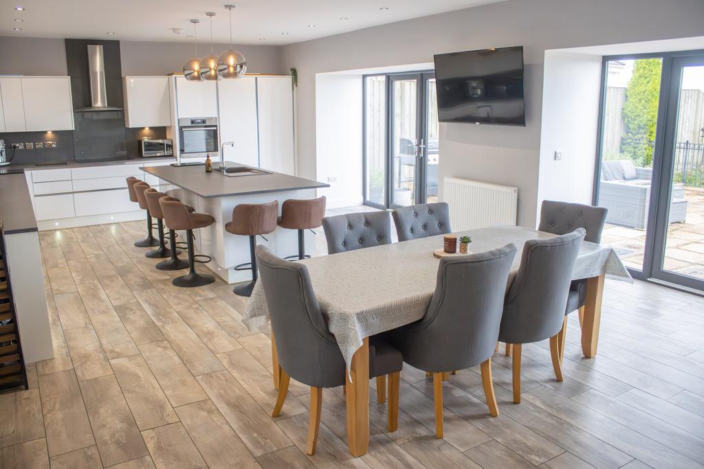 Kitchen / Breakfast Room.