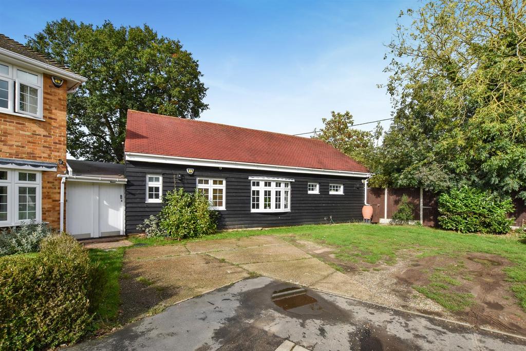 Detached annex