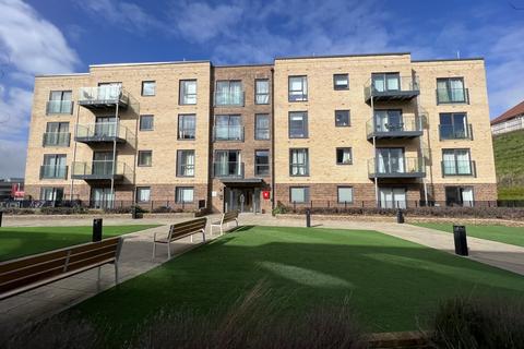 2 bedroom flat to rent, Luton LU2