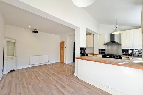 41 Bhylls Crescent, Wolverhampton, WV3 8DX