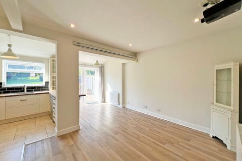 41 Bhylls Crescent, Wolverhampton, WV3 8DX