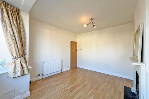 41 Bhylls Crescent, Wolverhampton, WV3 8DX