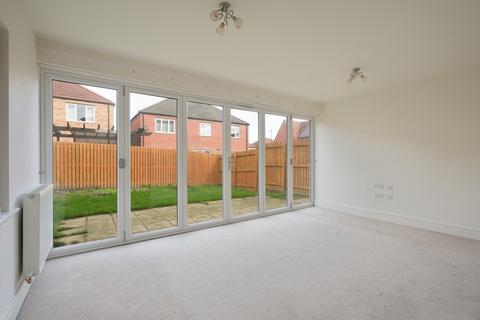 4 bedroom detached house for sale, Green Shank Drive, Mexborough, S64