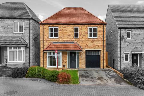 4 bedroom detached house for sale, Green Shank Drive, Mexborough, S64