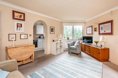 1 bedroom retirement property for sale, 1/108 Homeross House, Mount Grange, Strathearn Road, Edinburgh, EH9 2QY