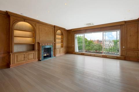 3 bedroom apartment for sale, Cadogan Place, London SW1X