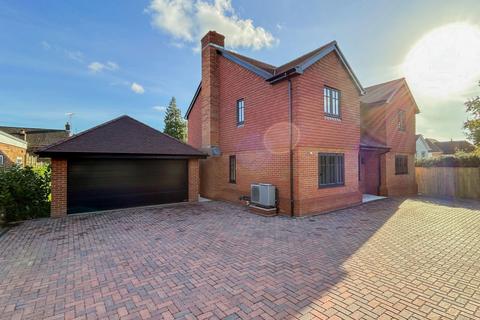 4 bedroom detached house for sale, A Luxury Home in Cranbrook