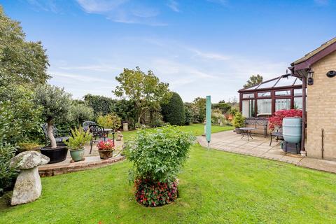 3 bedroom detached bungalow for sale, Beauxfield, Whitfield, Dover, CT16