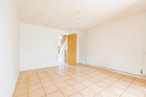 16 Heather Close, Carterton, OX18 1TH