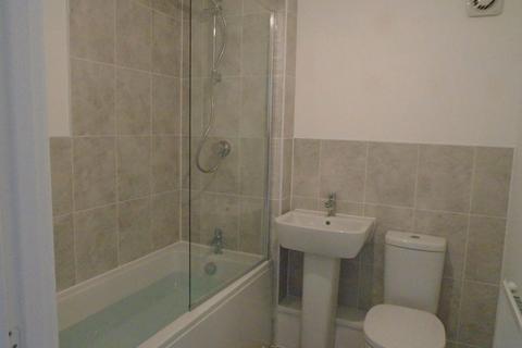 2 bedroom house to rent, Flat 1, Heroes Drive, B29 6UT