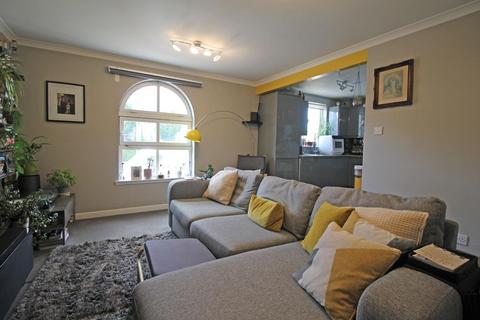 2 bedroom flat for sale, Claycrofts Place, Stirling, FK7