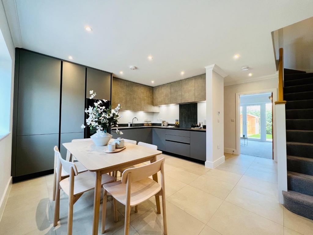 Kitchen / dining room