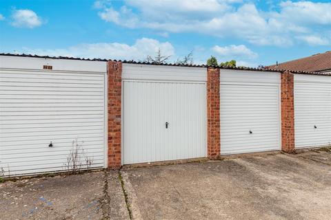 23 Brockhampton Close, Worcester, WR4 9XJ