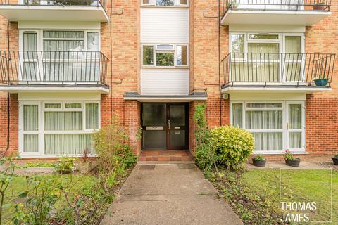 2 bedroom flat for sale, Windsor Court, Southgate, N14