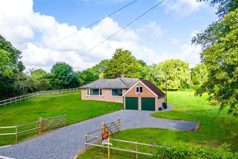 4 bedroom bungalow to rent, Chapel Lane, Mannington, Wimborne, Dorset, BH21