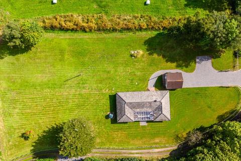 4 bedroom bungalow to rent, Chapel Lane, Mannington, Wimborne, Dorset, BH21