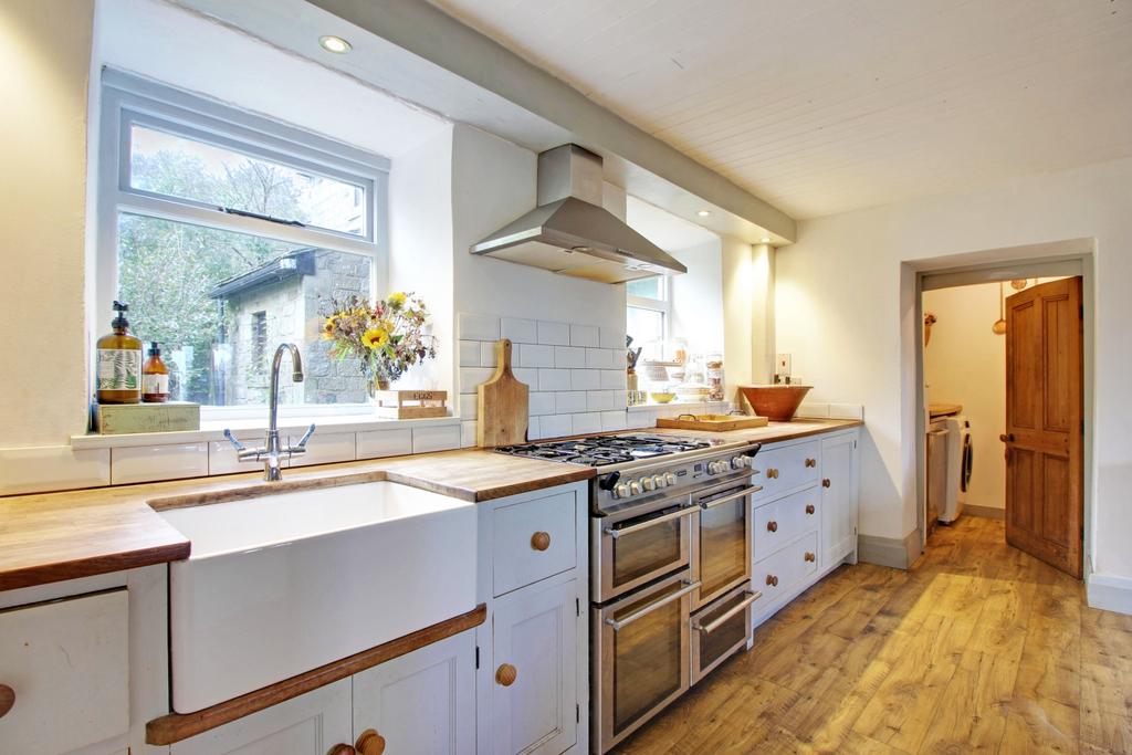 Kitchen   Dining room