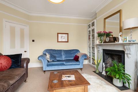 11 Castle Road, Wellingborough, NN8 1LL