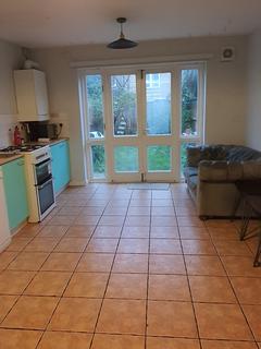 4 bedroom terraced house to rent, Keyworth Close, Lower Clapton, Hackney, London E5