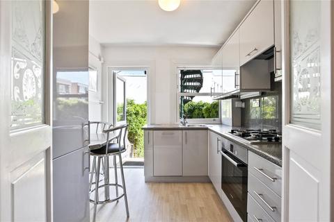 1 bedroom flat for sale, Aldebert Terrace, London, SW8